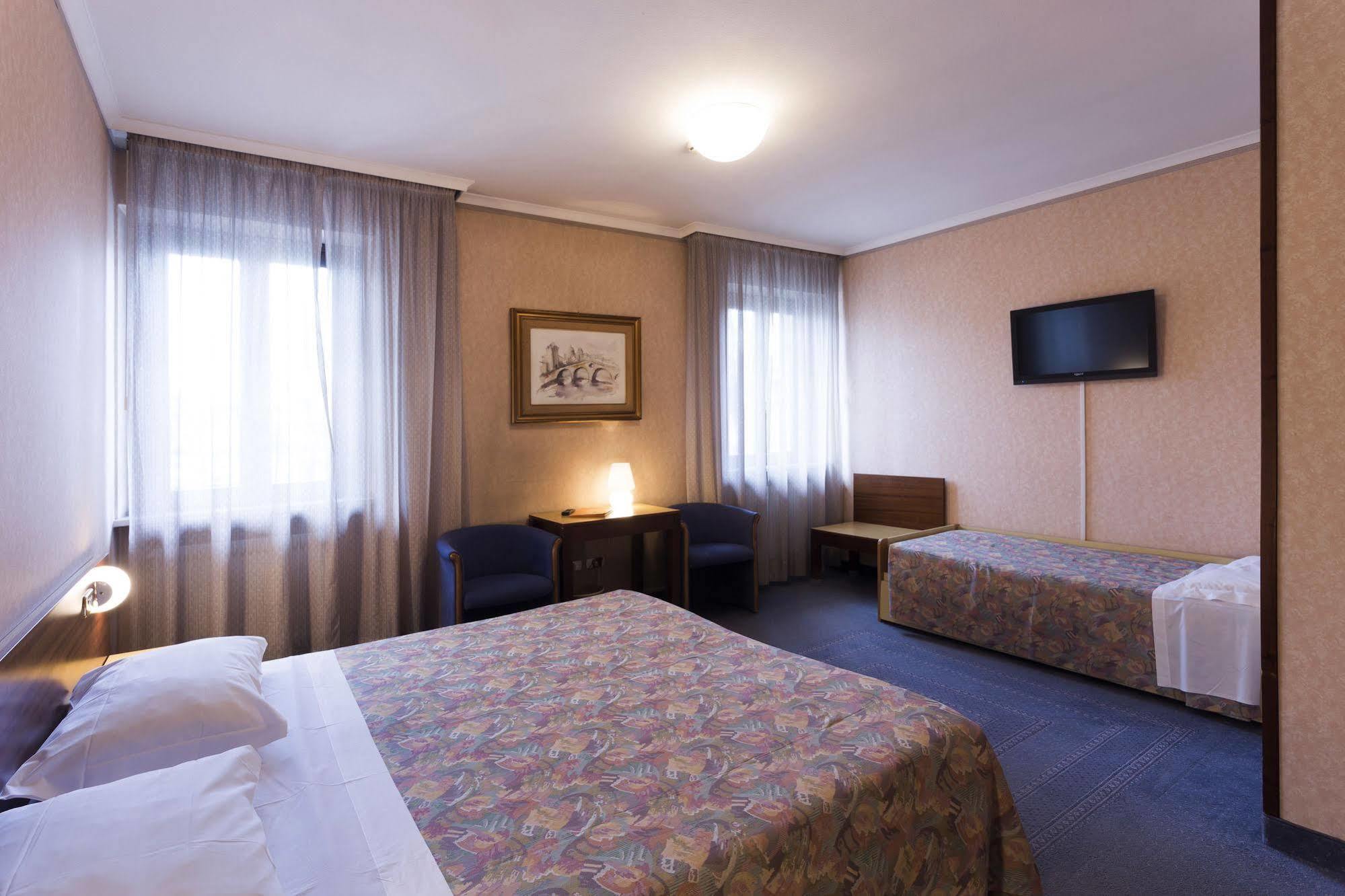 Hotel San Giorgio Udine Esterno foto